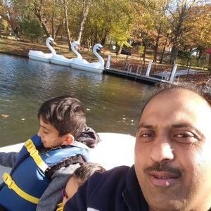 Meet your Posher, Imad